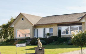 Nice Home In Ruiselede With Sauna